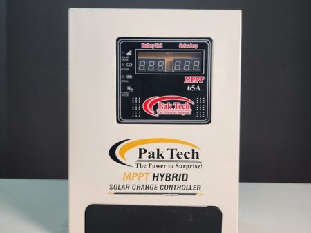 Pak Tech 65A Mppt Solar Charge Controller 12 24V and 1000W   2000W Solar capacity Hot on Sale